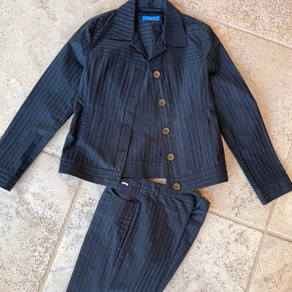 Black Escalade pant suit